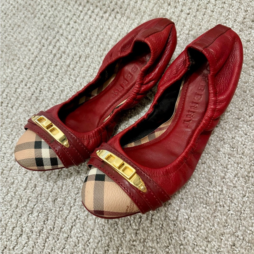 Burberry flats